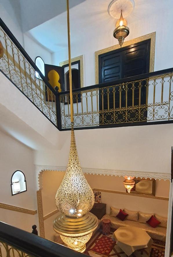 Quarya Assiyahia - Riad Camilia- Maison Entiere Avec Piscine Marrakesh Exteriör bild